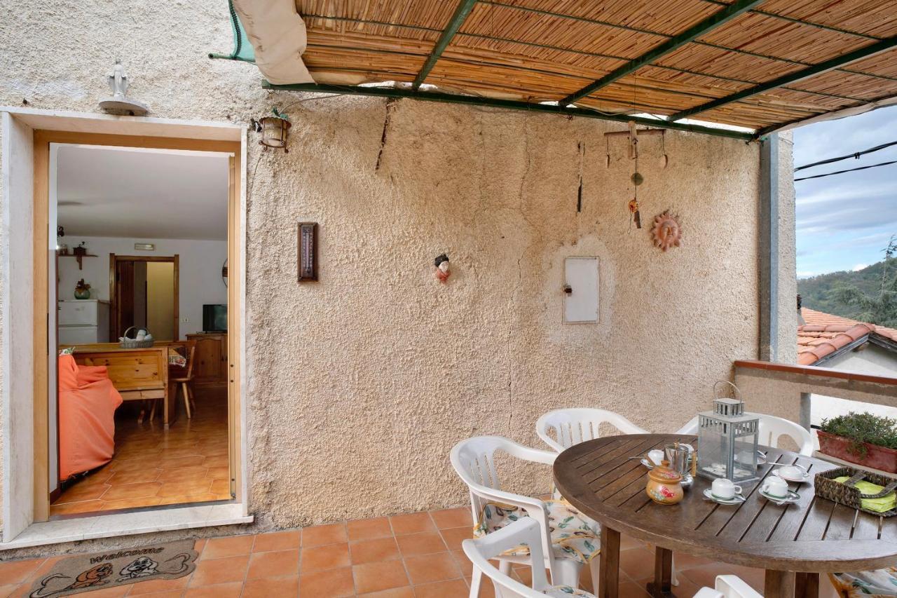 Ca De Baci Apartment Vessalico Exterior foto